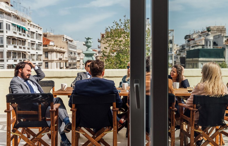 Ελάτε στην ομάδα μας